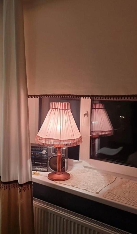 Riia 10, 2-Bedroom Apartment - 2 Big Beds 1 Extra Bed-Parking Free Тарту Экстерьер фото