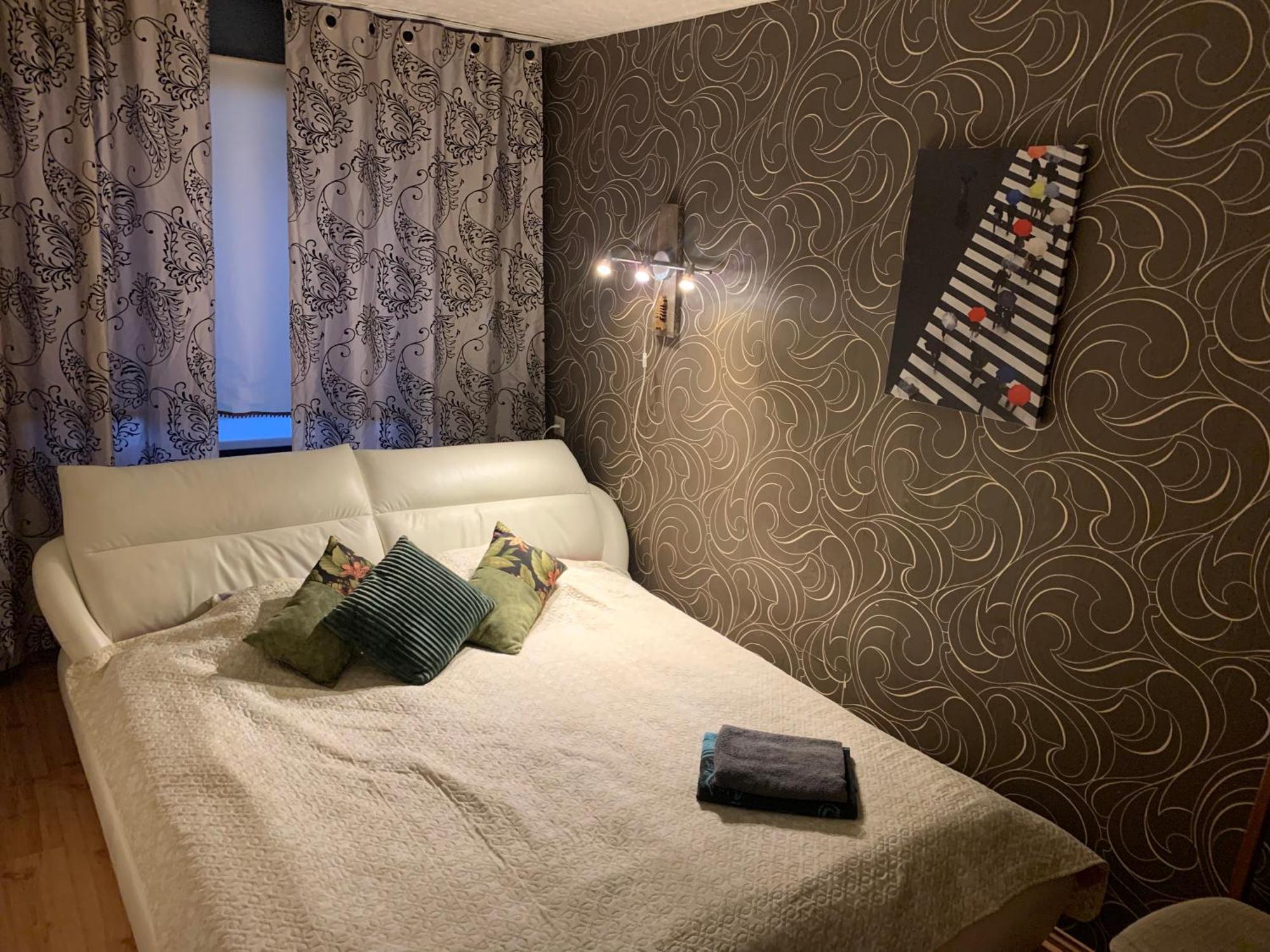 Riia 10, 2-Bedroom Apartment - 2 Big Beds 1 Extra Bed-Parking Free Тарту Экстерьер фото